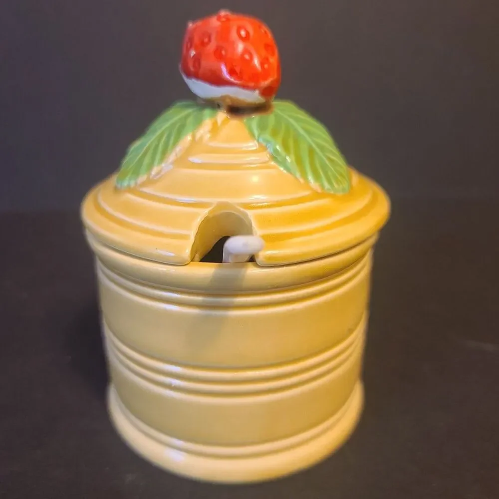 Beehive Ceramic Jam Jar Strawberry Lid Vintage Yellow 9-1142 Giftcraft‎ Japan